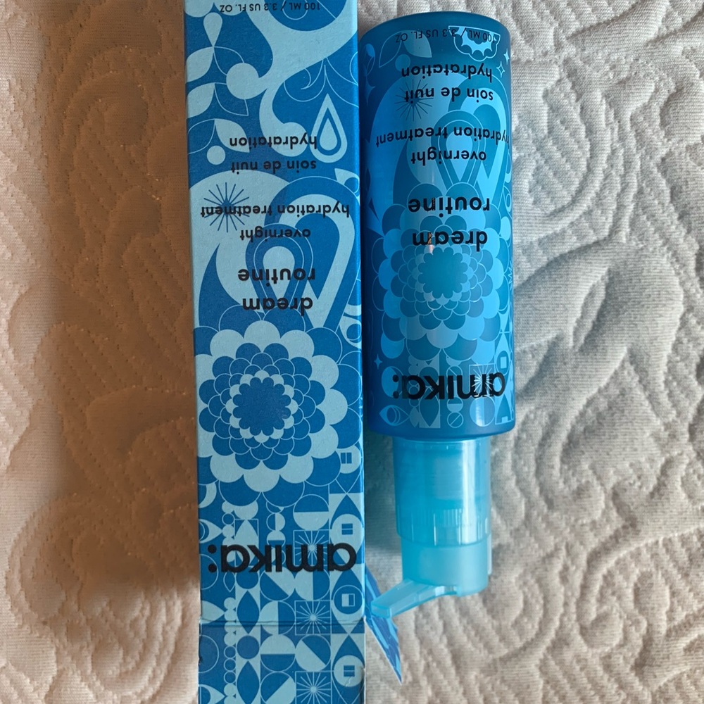 Amika Hydration Treatment in Blue Packaging